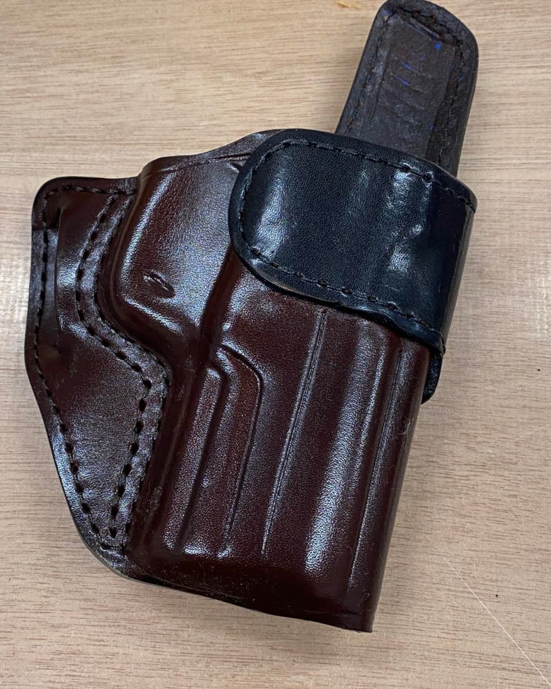 OWB Holsters :: Ronin Leather Holsters LLC